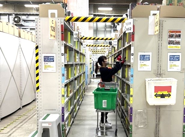 【車通勤OK！】Amazon一宮DS/軽作業/未経験歓迎！